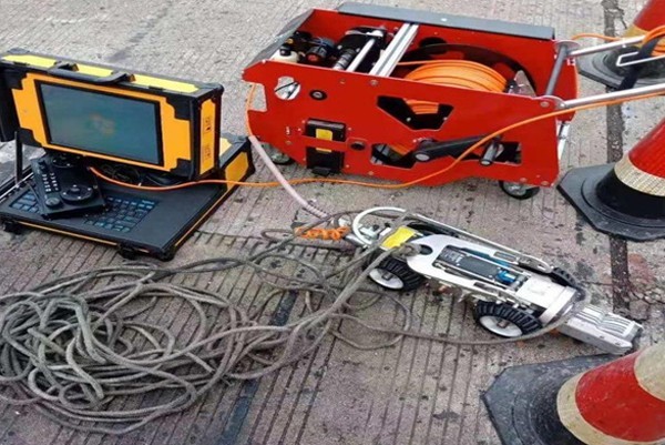 安化CCTV管道检测机器人